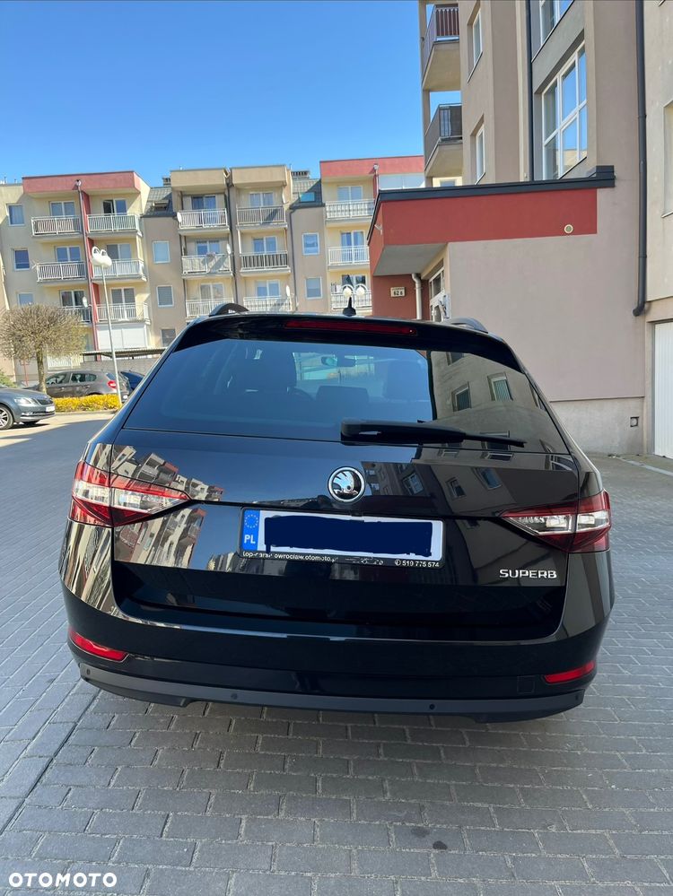 Skoda Superb 1.6 TDI Style DSG - 2