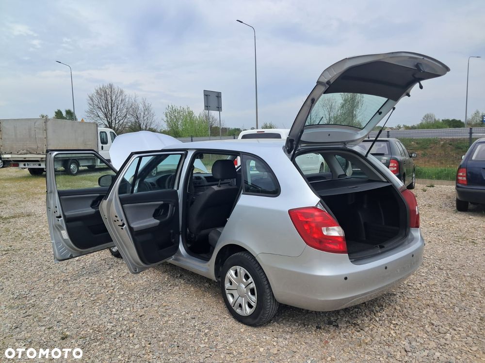 Skoda Fabia - 11
