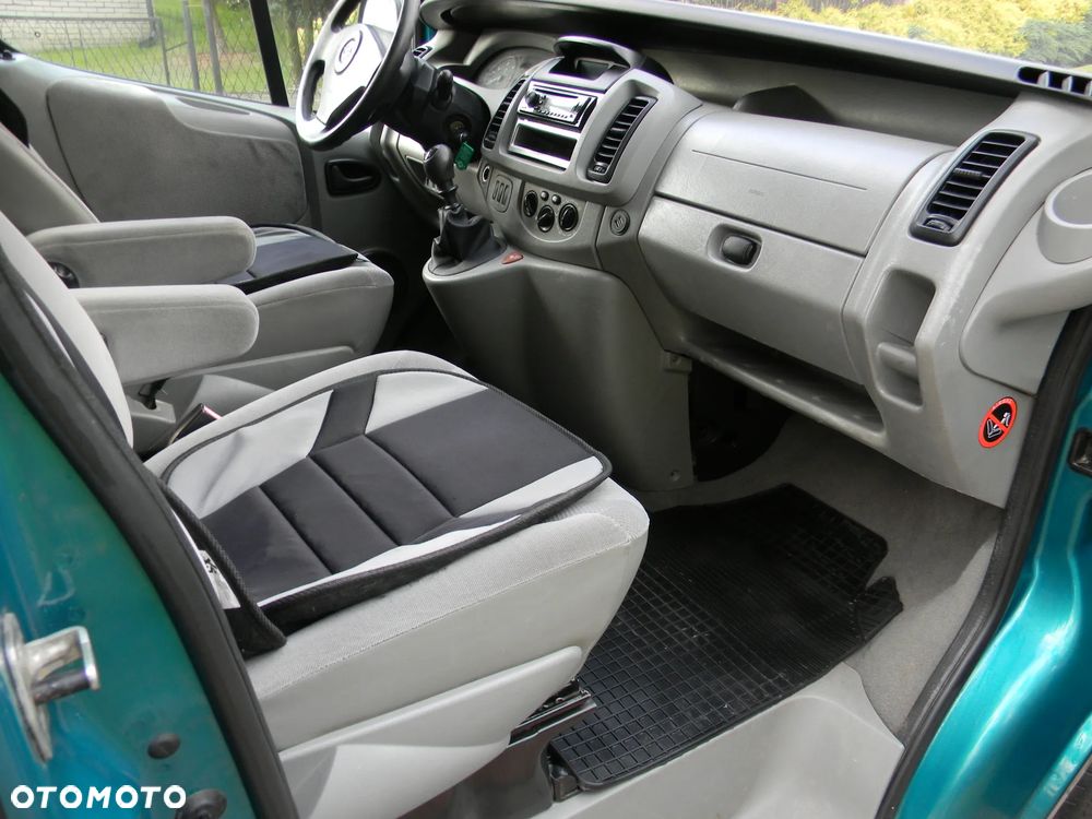 Opel Vivaro - 28