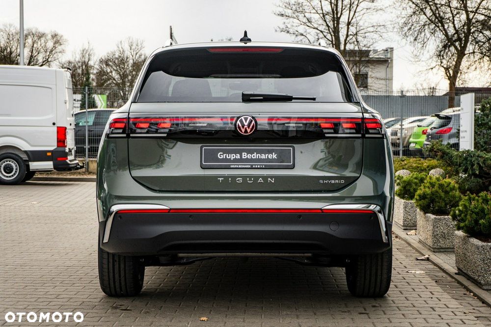 Volkswagen Tiguan - 8