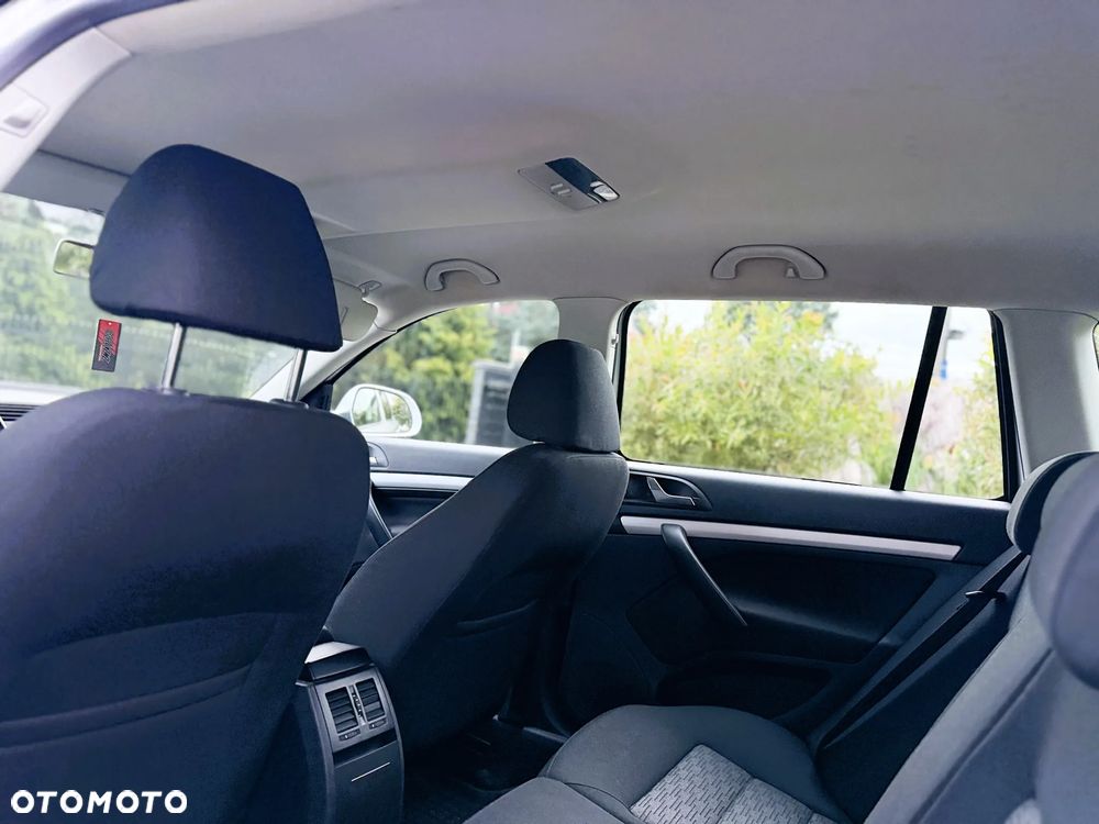 Skoda Octavia 2.0 TDI DPF Ambiente - 18
