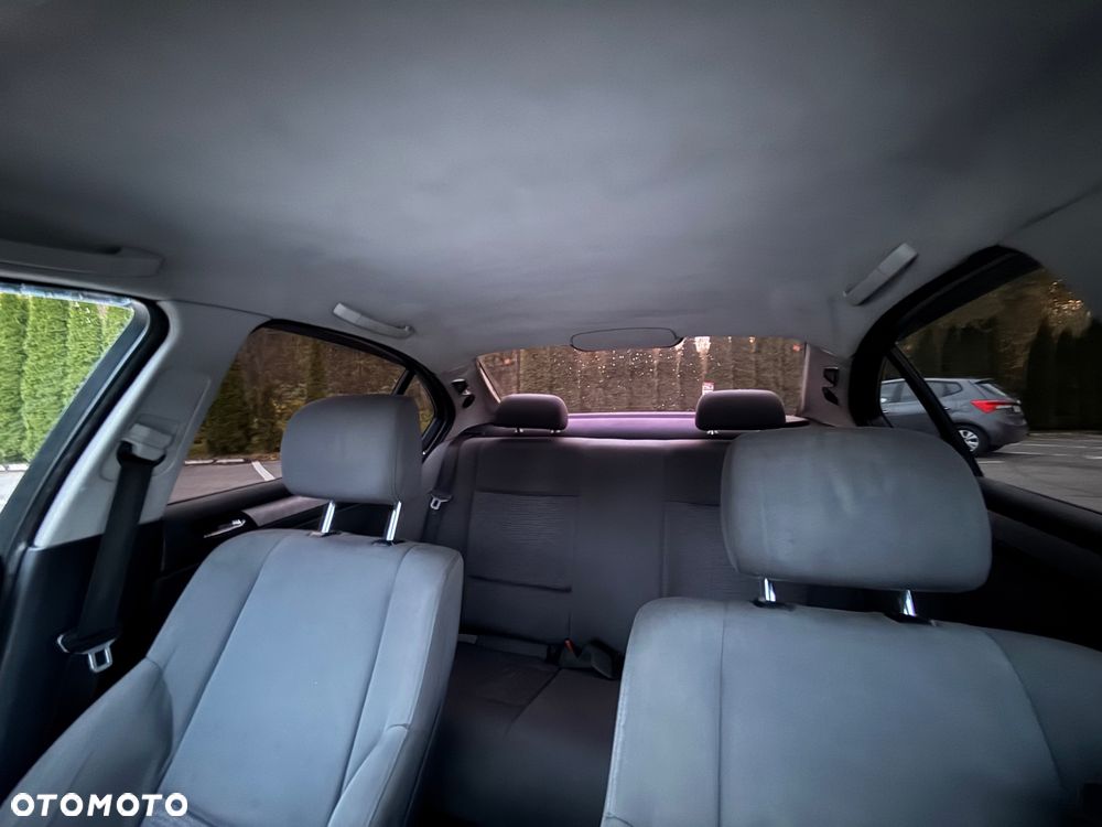 BMW Seria 3 320d - 9