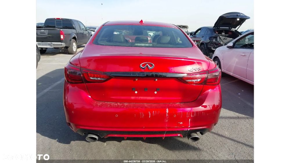 Infiniti Q50 - 8