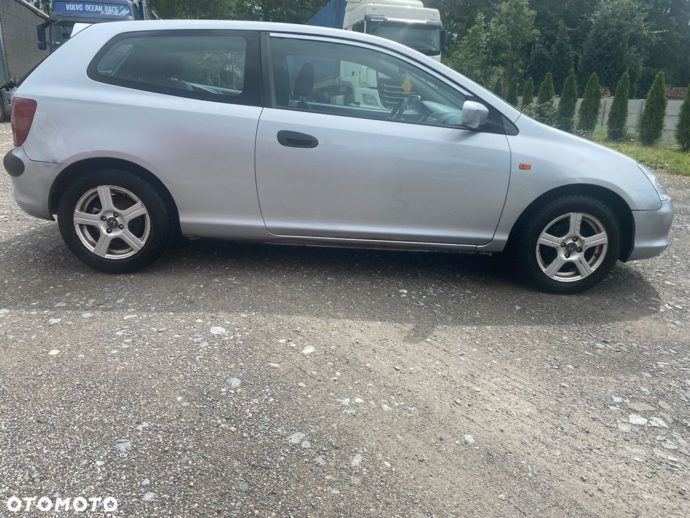 Honda Civic 1.4i S - 3
