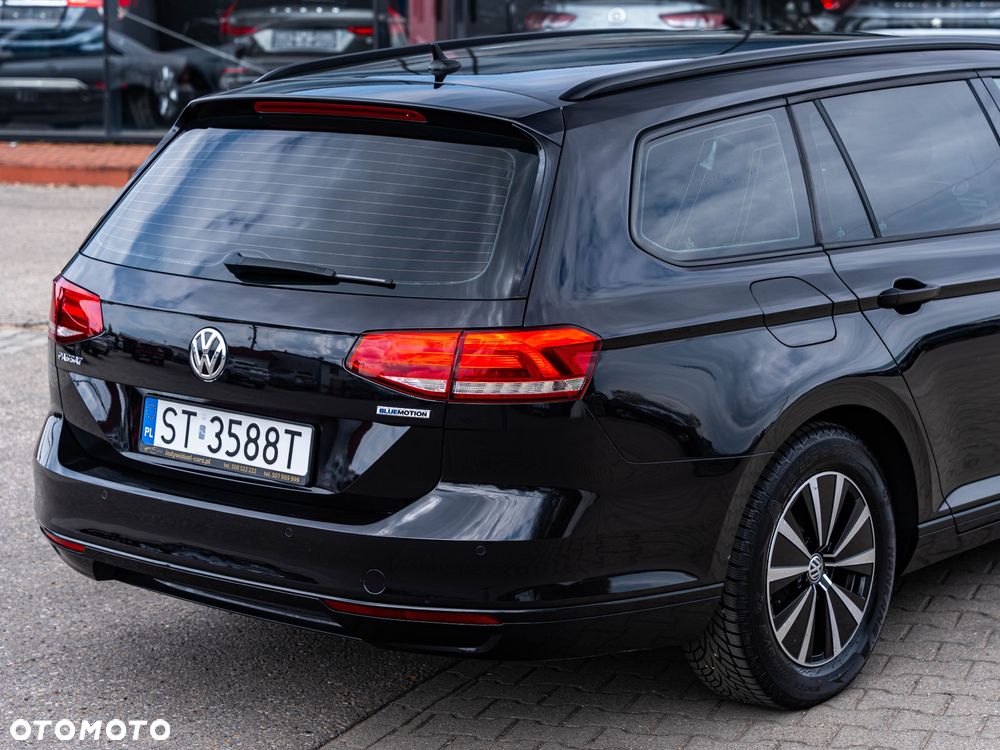 Volkswagen Passat Variant 1.6 TDI BMT Trendline - 19