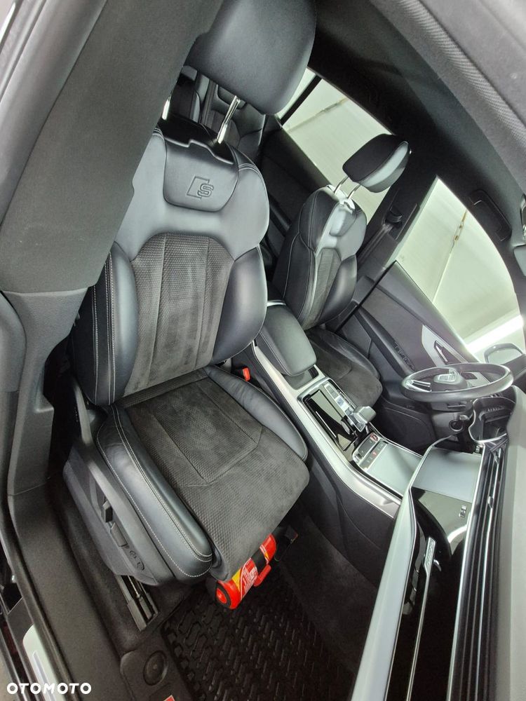Audi SQ8 - 11
