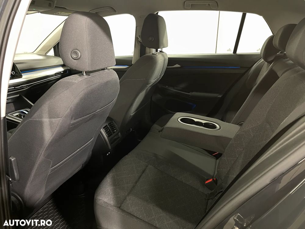 VOLKSWAGEN Golf 2022 — imagine 12