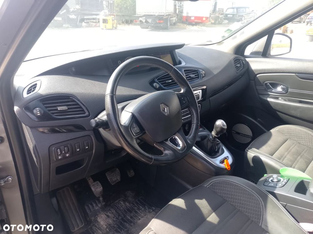 Renault Scenic ENERGY dCi 130 BOSE EDITION - 6