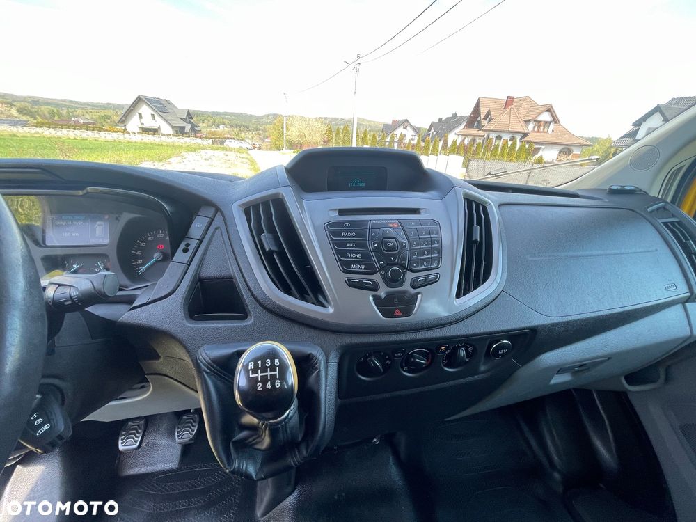 Ford Transit - 23