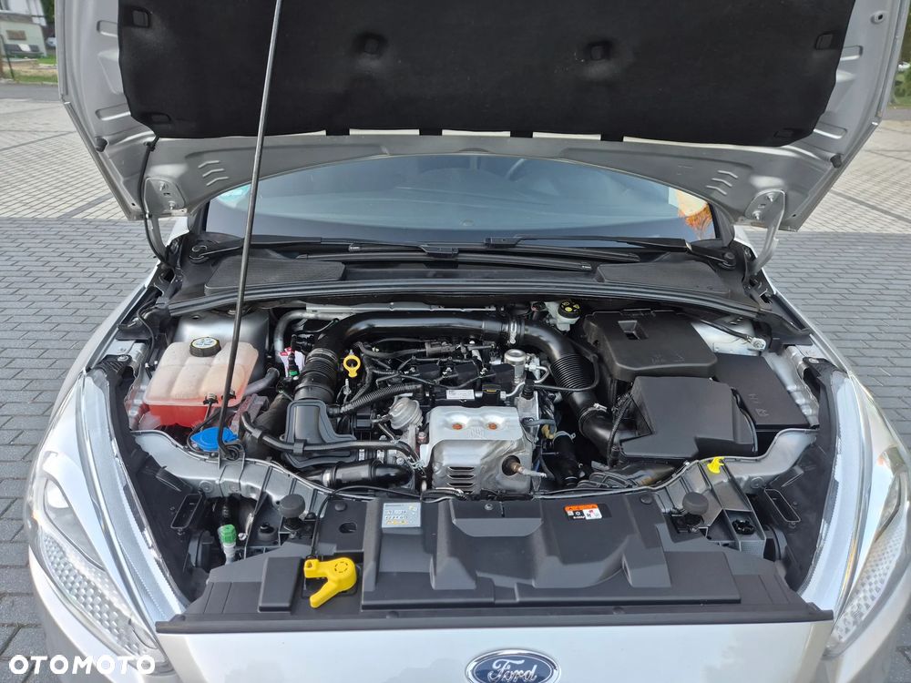 Ford Focus 1.0 EcoBoost Trend Edition Business - 39