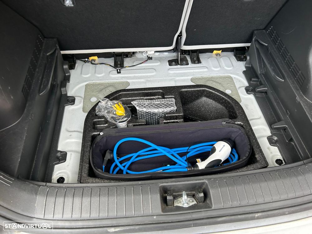 Hyundai Kauai EV 64 kWh Premium+P.Premium - 33