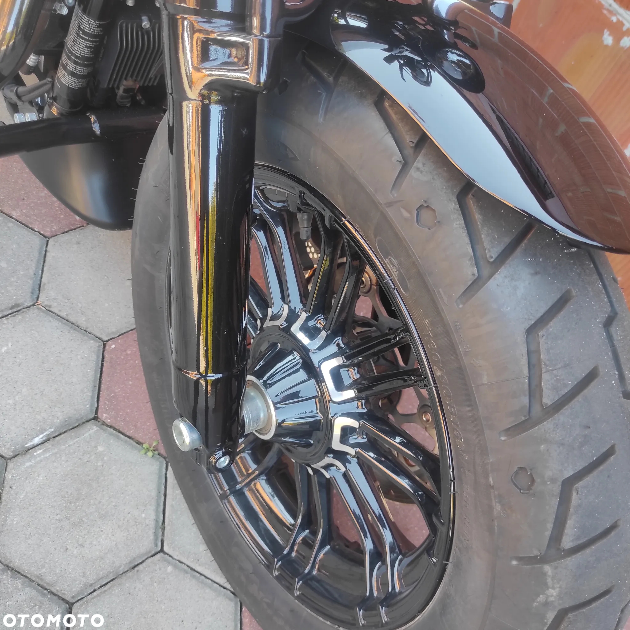 Harley-Davidson Sportster Forty-Eight - 4