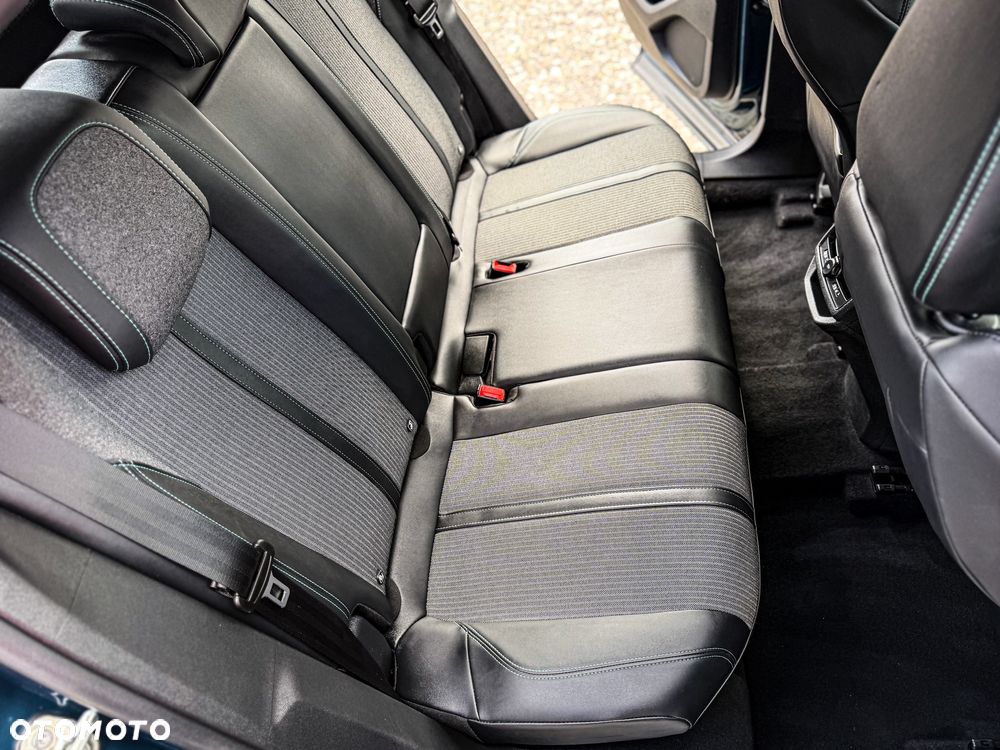 Peugeot 3008 BlueHDi 130 Stop & Start Active Business-Paket - 24