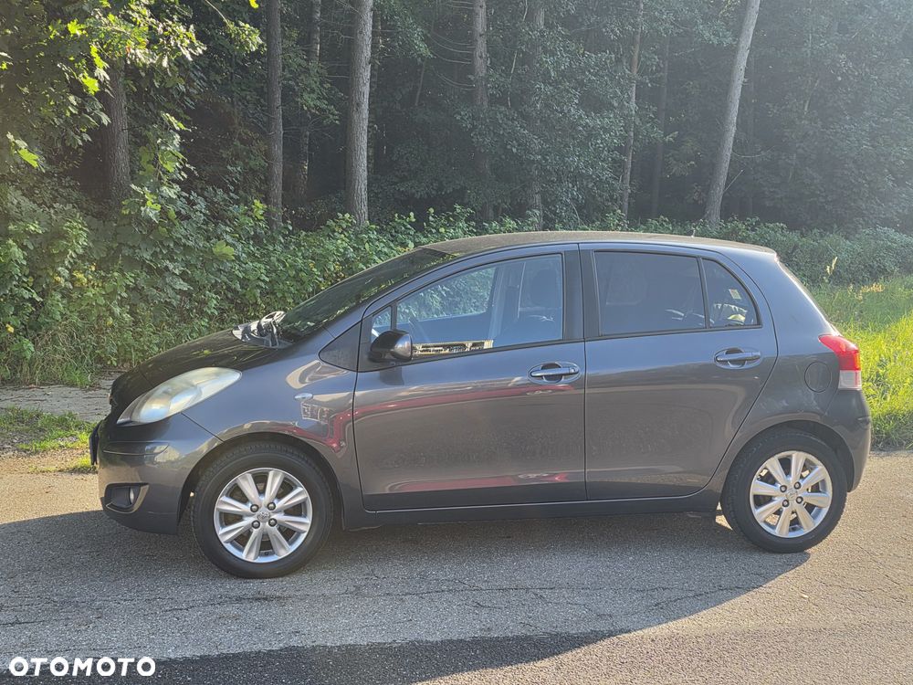 Toyota Yaris 1.33 VVT-i Executive - 1