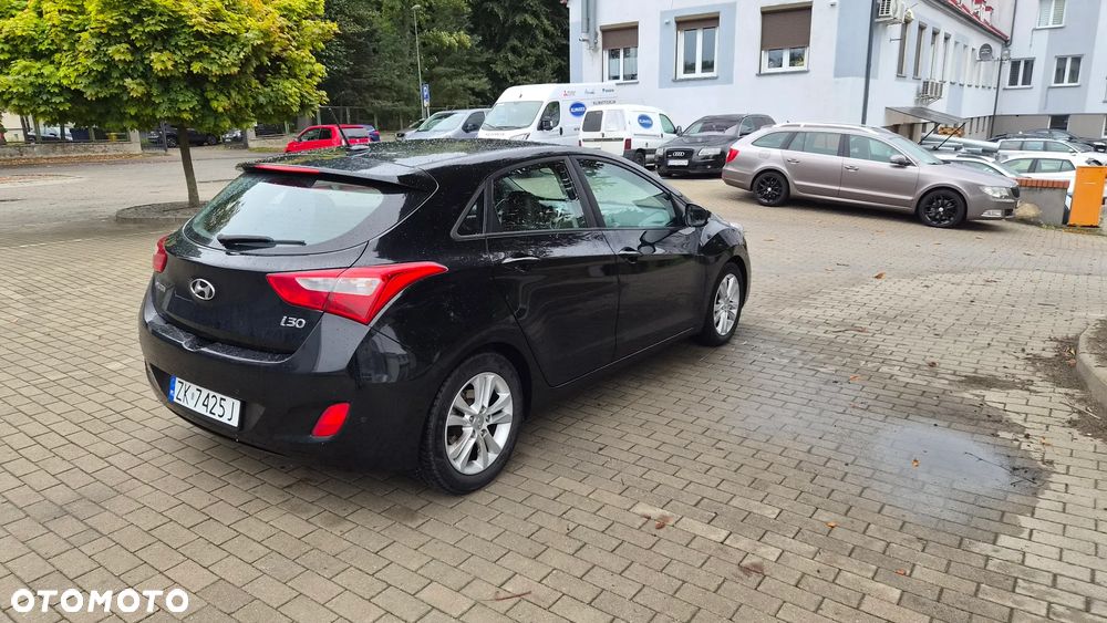 Hyundai i30 1.4 Premium - 2