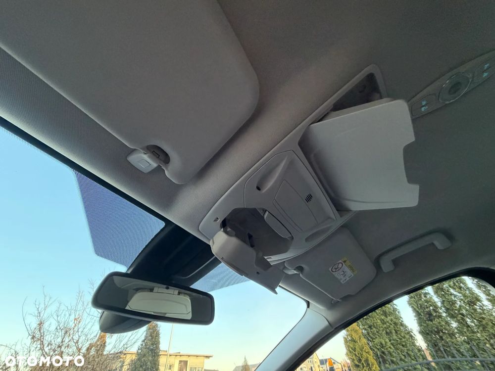 Ford Grand C-MAX - 29