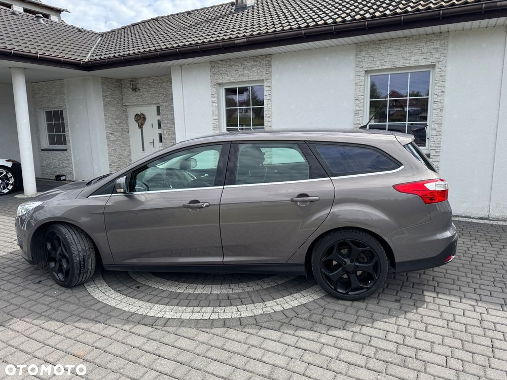 Ford Focus 2.0 TDCi DPF Titanium - 11