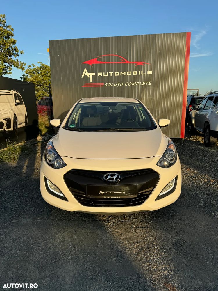 Hyundai i30 1.4 White Edition - 3