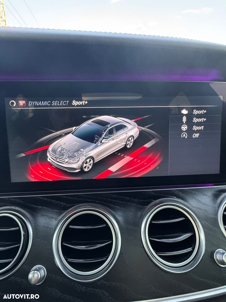 Mercedes-Benz E 220 d 4MATIC Aut. - 31