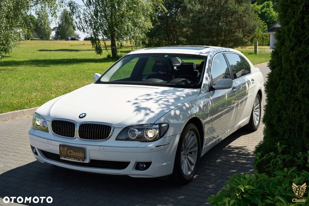 BMW Seria 7 750i L - 24