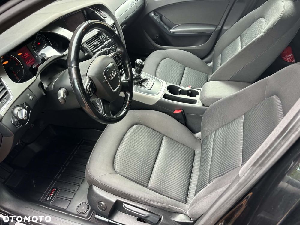 Audi A4 Avant - 10