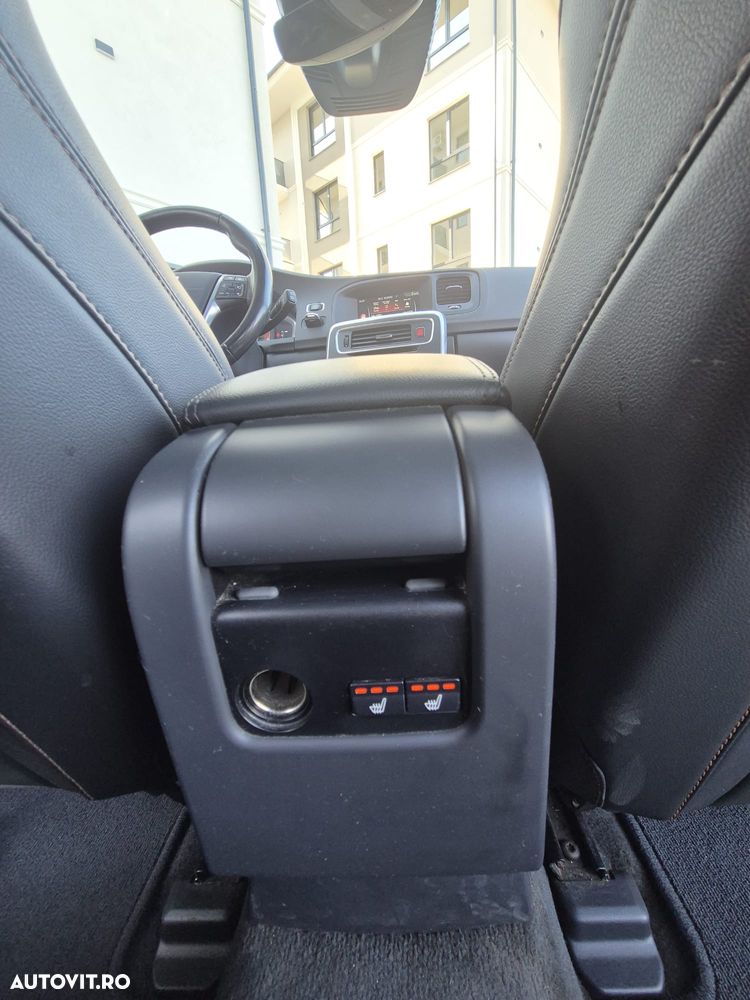 Volvo V60 - 10