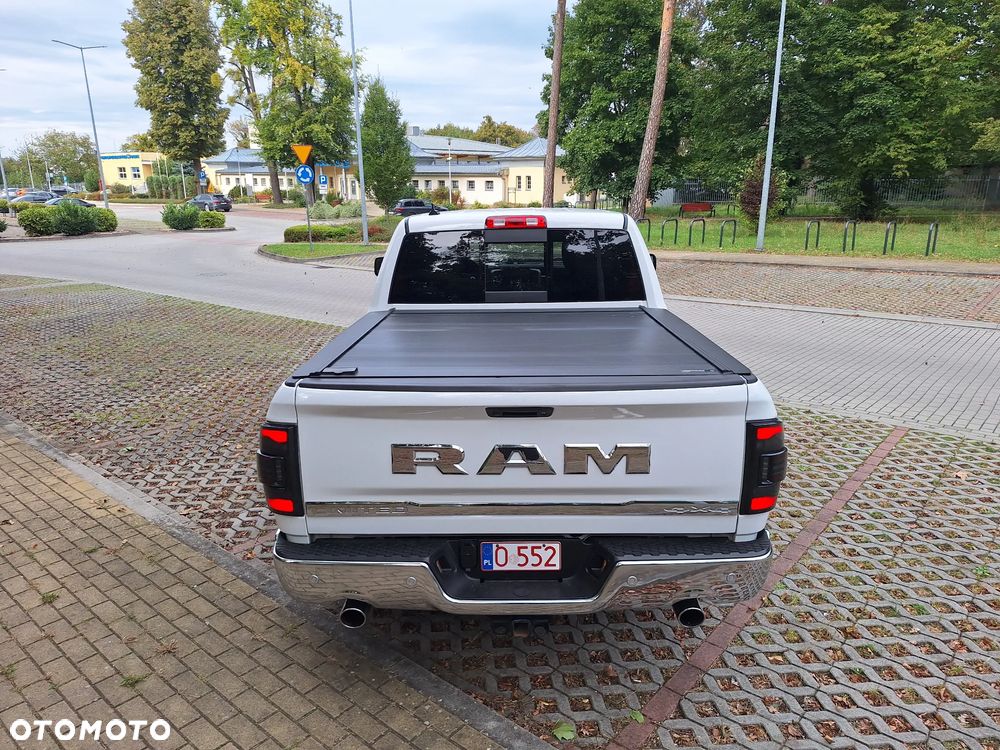 Dodge RAM 1500 5.7 4x4 - 19