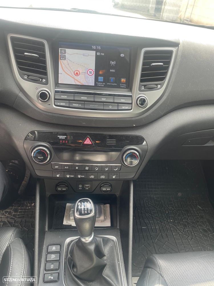 Hyundai Tucson 1.7 CRDi Executive - 6