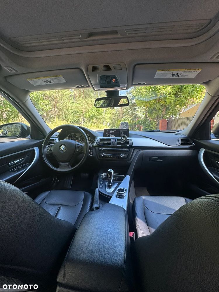 BMW Seria 3 328i - 21