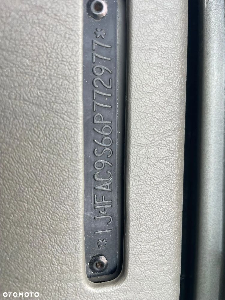 Jeep Wrangler 4.0 Sport - 12