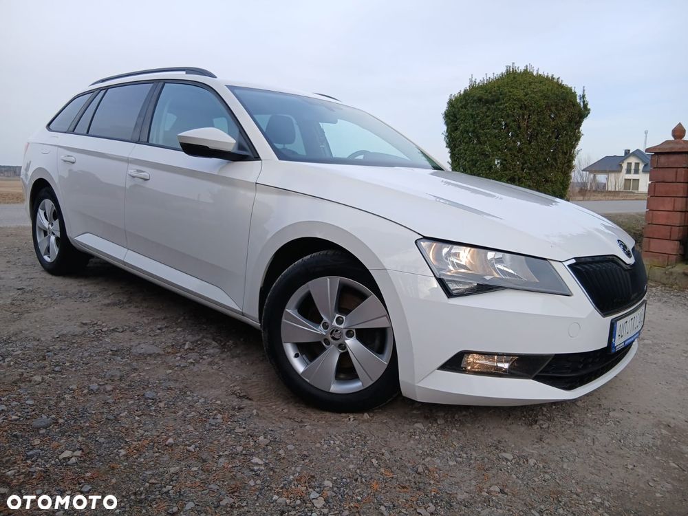 Skoda Superb 1.6 TDI Style - 10