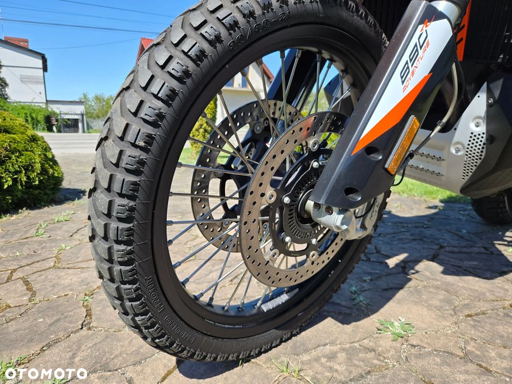 KTM Adventure - 16