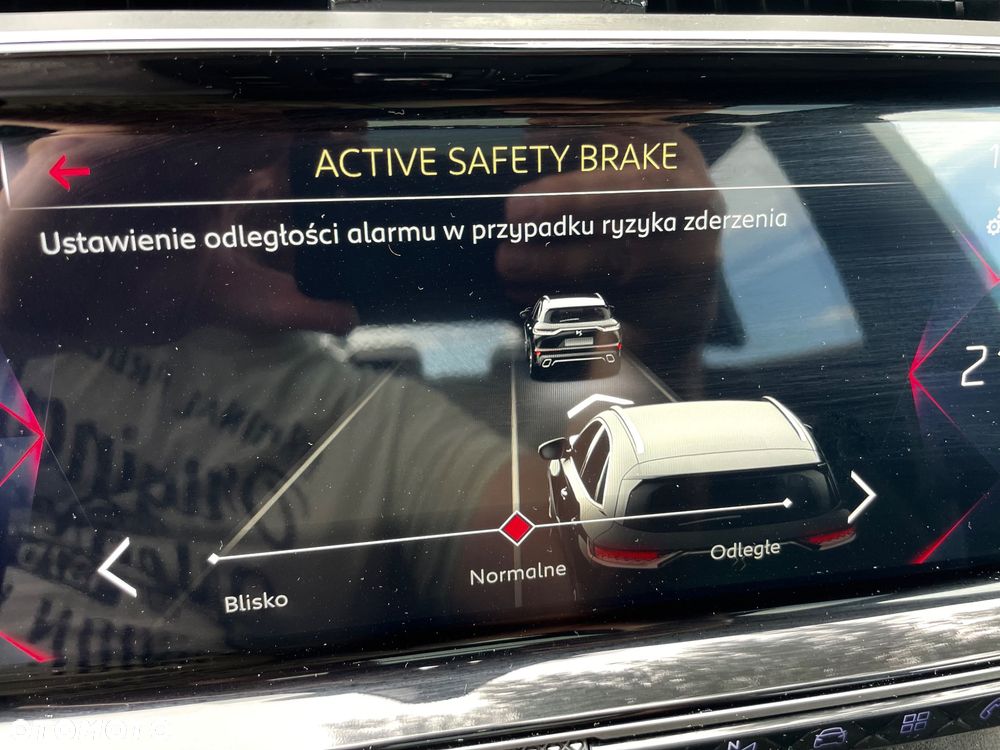 DS Automobiles DS 7 Crossback 2.0 BlueHDi Performance Line + - 29