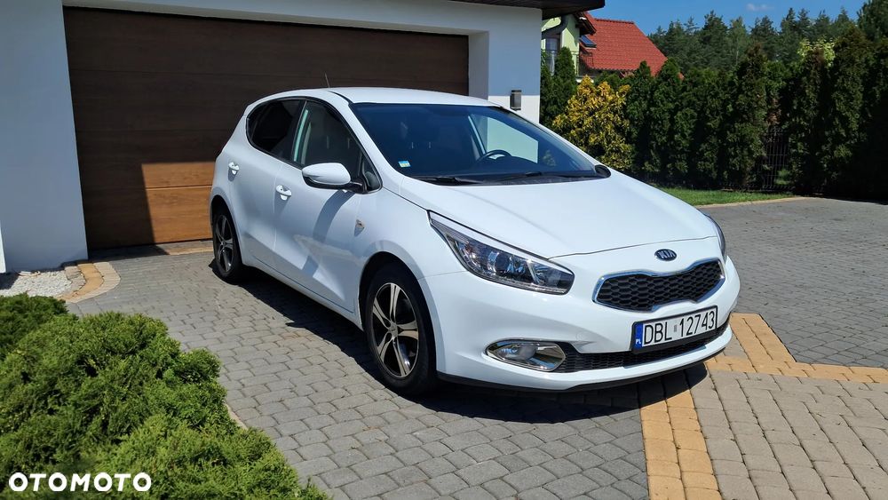 Kia Ceed - 1