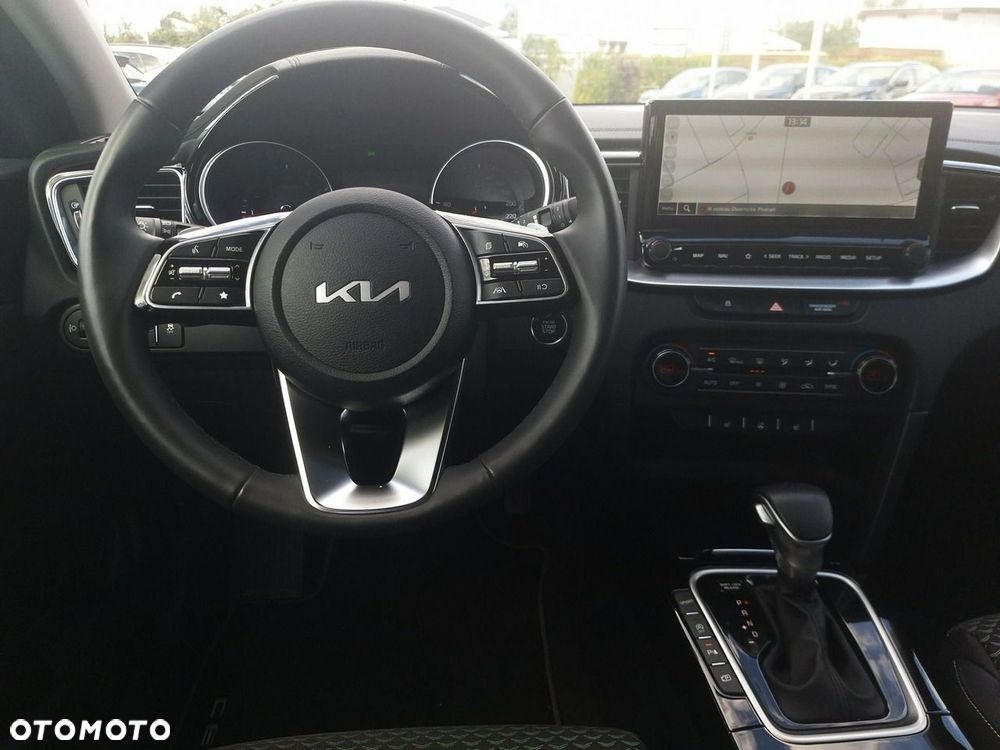 Kia Ceed 1.5 T-GDI Tribute DCT - 13