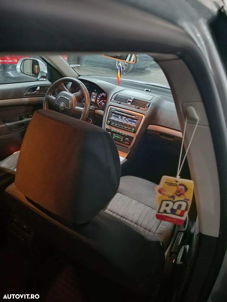 Skoda Octavia 1.6 TDI ELEGANCE - 13