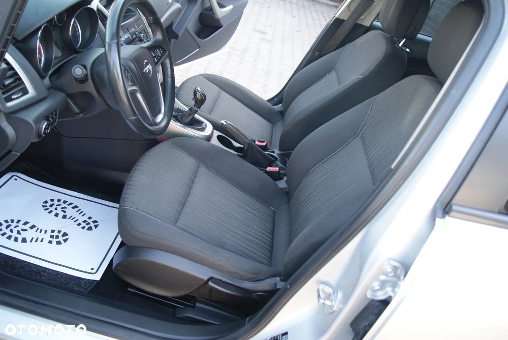 Opel Astra 1.4 ecoFLEX - 22