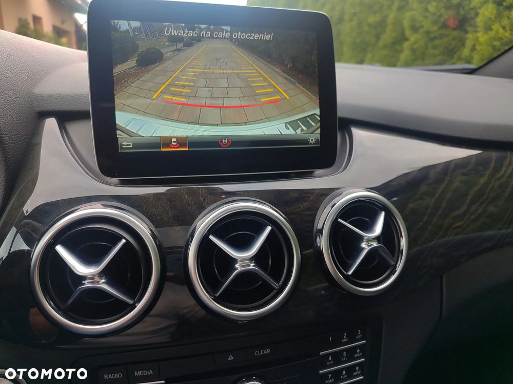Mercedes-Benz Klasa B 250 4-Matic - 25