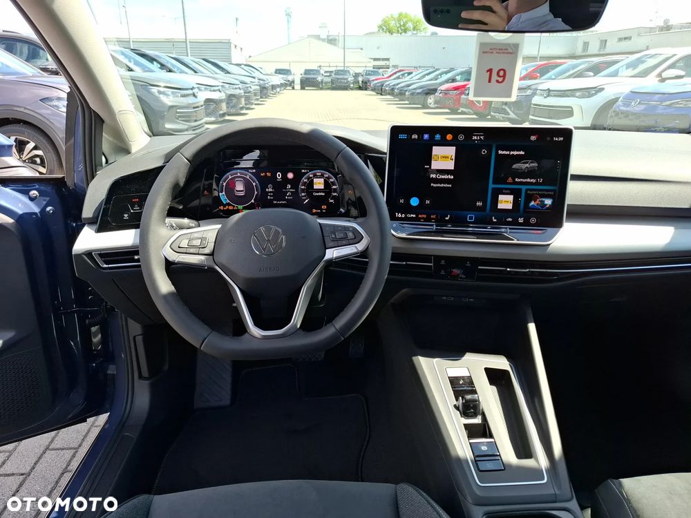 Volkswagen Golf - 14