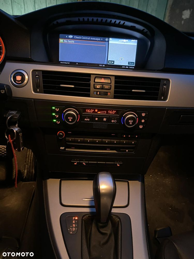 BMW Seria 3 325i - 6