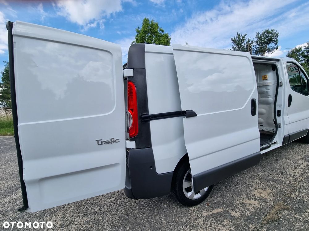 Renault Trafic - 18