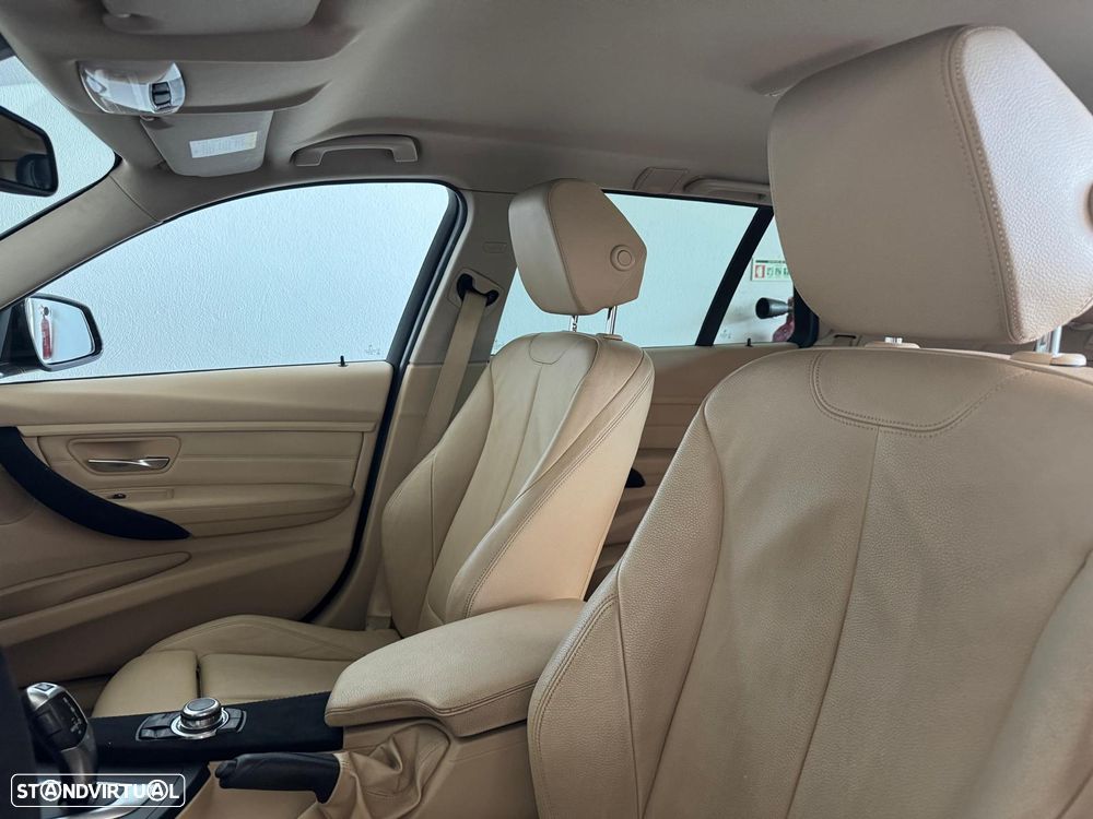 BMW 320 d Auto Pack M - 12