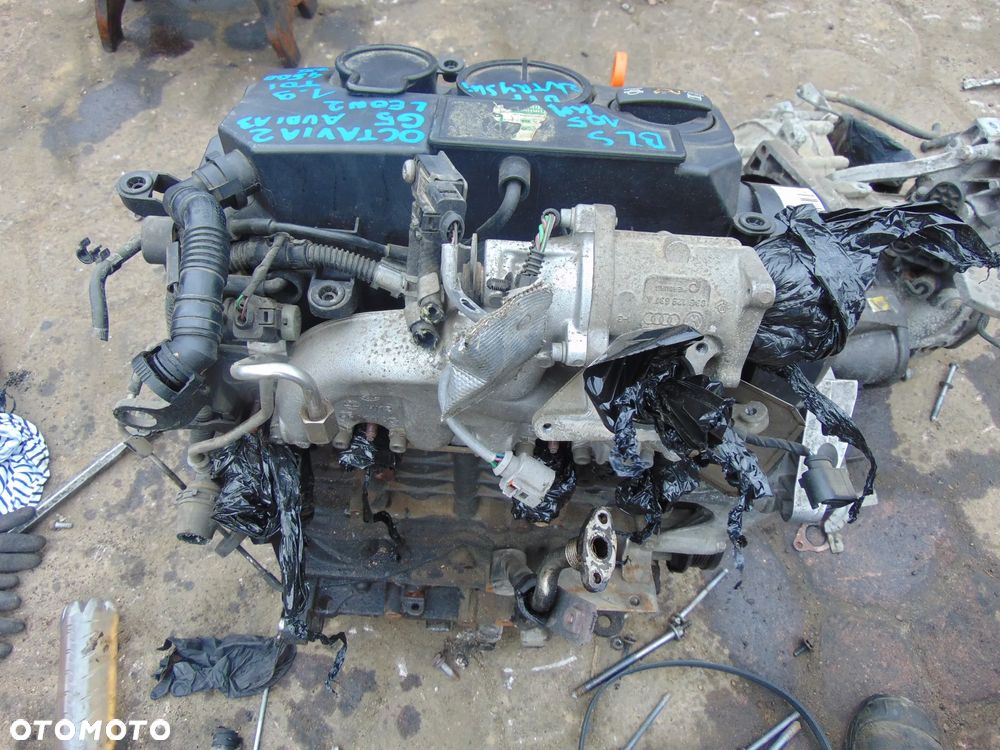 Silnik VW golf 5 Leon 2 1,9 TDI BLS Z wtryskiwaczami - 7