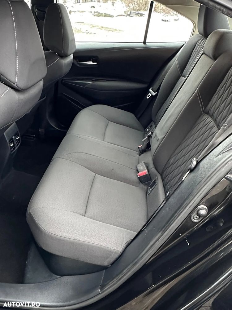 Toyota Corolla 1.8 Business Edition - 8