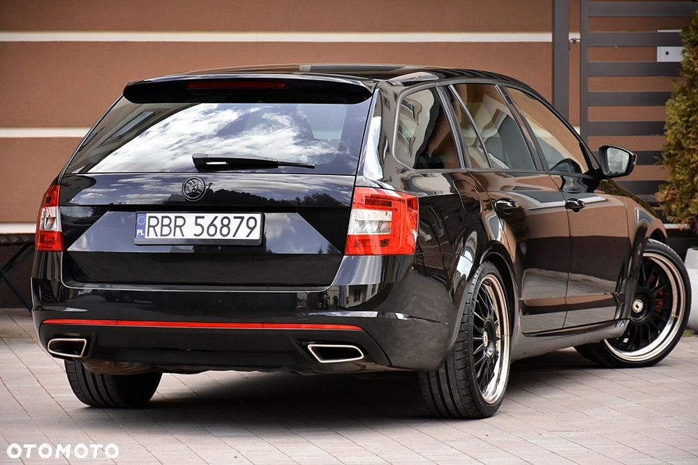 Skoda Octavia 2.0 TDI DSG RS - 4