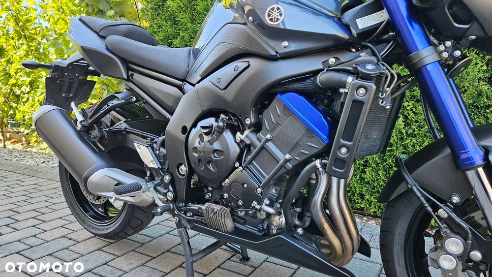 Yamaha FZ8 - 14