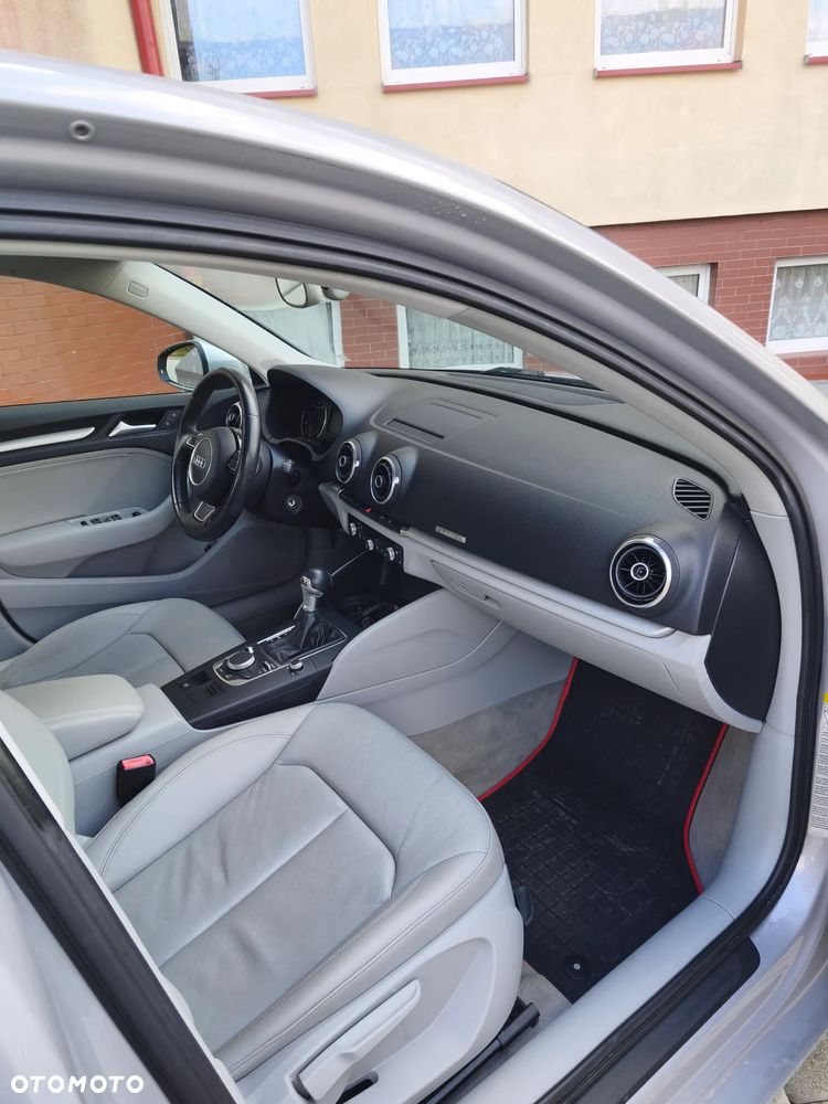 Audi A3 Limousine 40 TFSI Quattro S tronic - 8