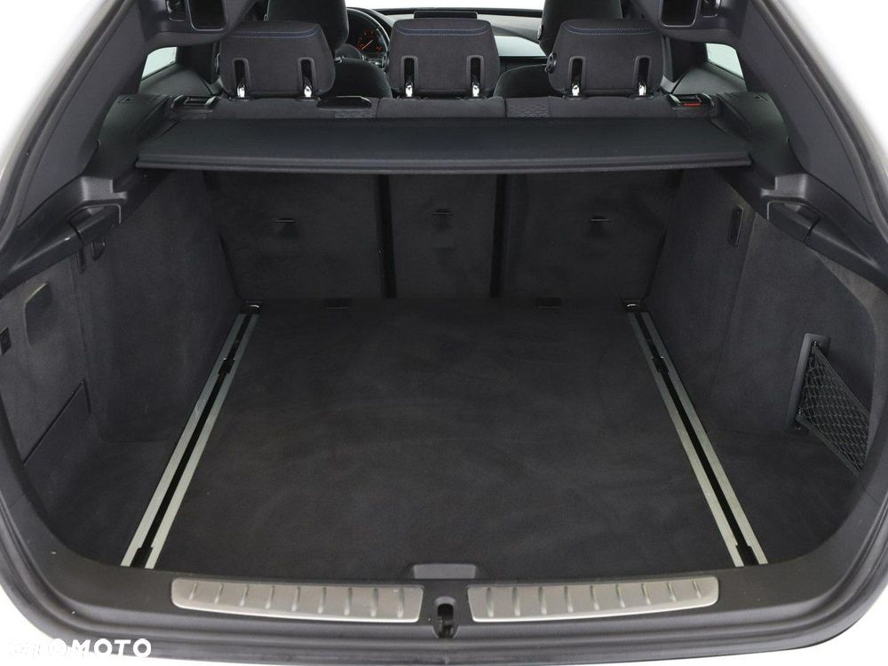 BMW Seria 3 320d xDrive M Sport - 21