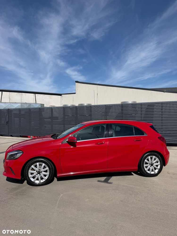 Mercedes-Benz Klasa A 160 7G-DCT Urban - 2