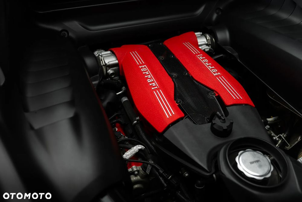 Ferrari 488 - 30